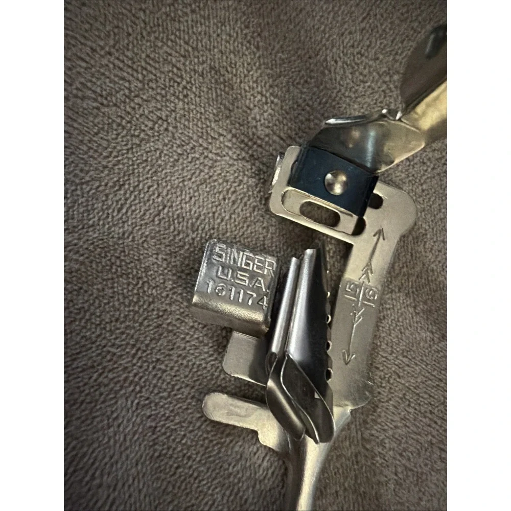 Singer Multi Slotted Binder Attachment Part #161174